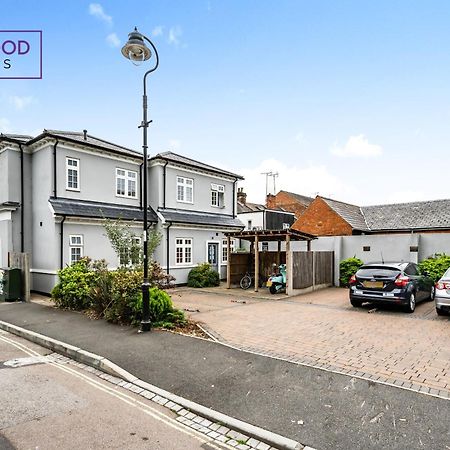 Brand New, 1 Bed 1 Bath, Modern Town Center Apartment, Netflix By Redwood Stays Aldershot Eksteriør billede