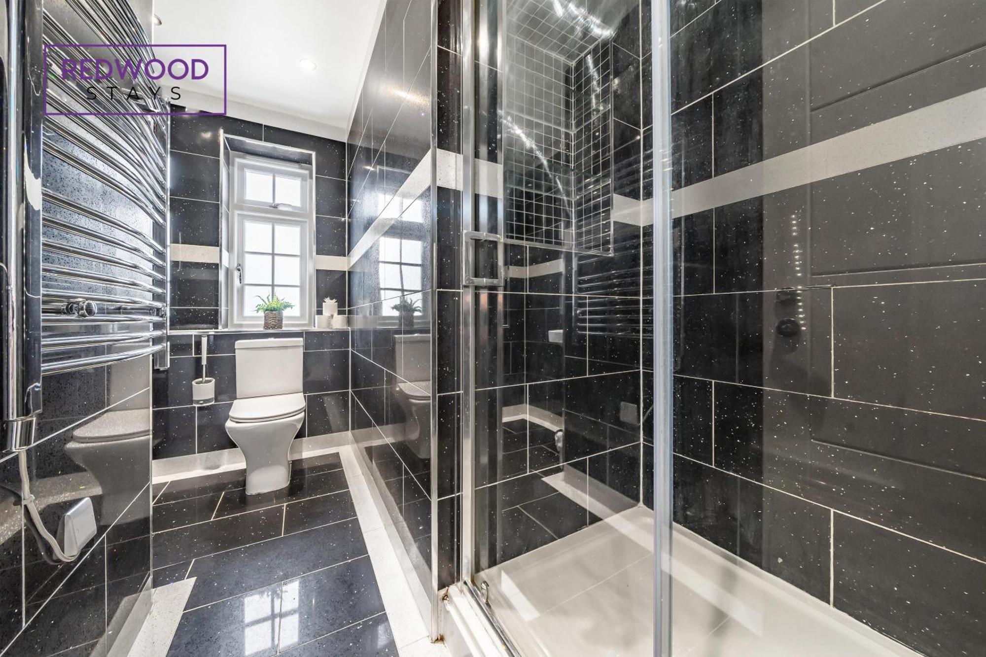 Brand New, 1 Bed 1 Bath, Modern Town Center Apartment, Netflix By Redwood Stays Aldershot Eksteriør billede