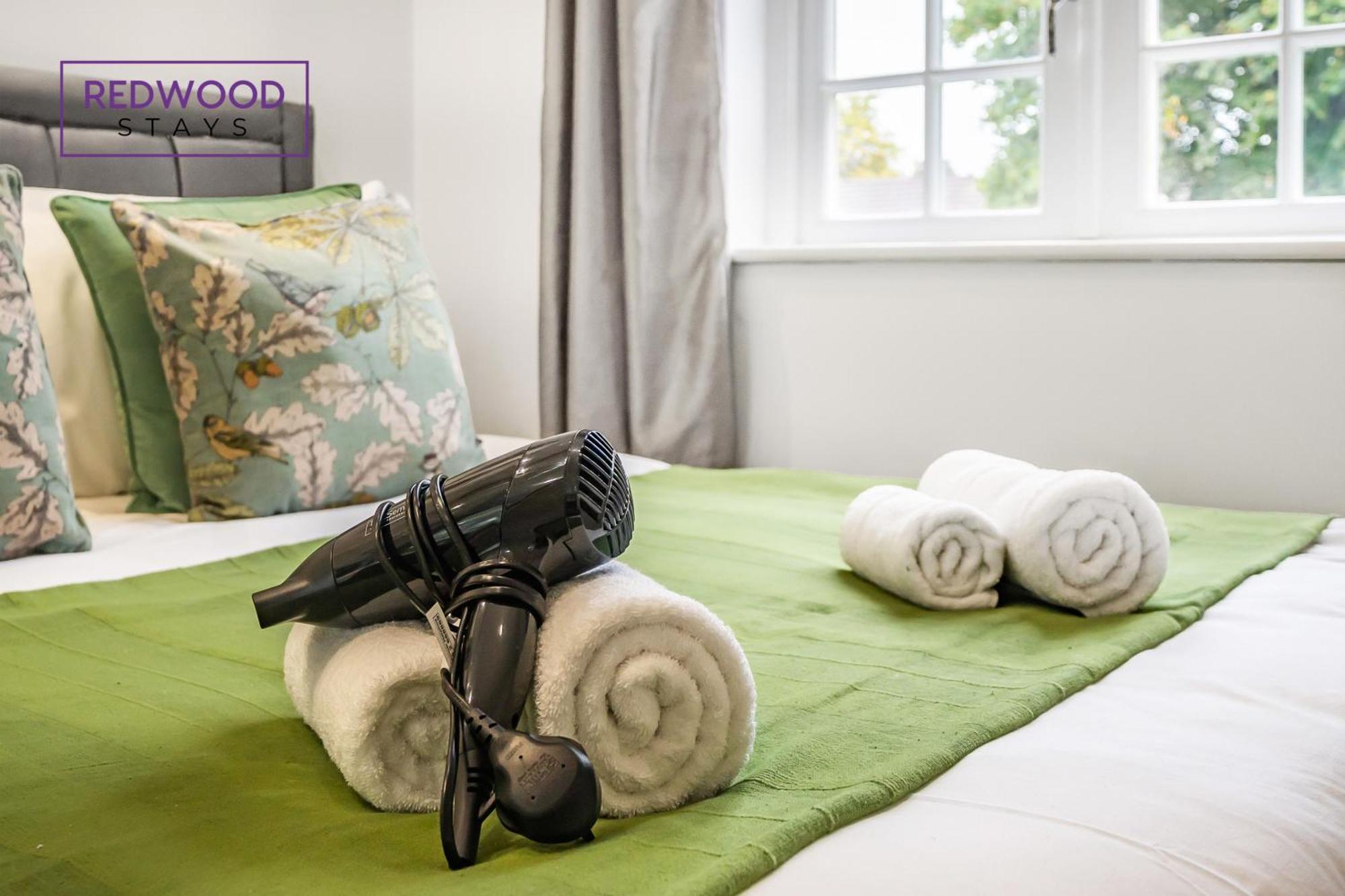 Brand New, 1 Bed 1 Bath, Modern Town Center Apartment, Netflix By Redwood Stays Aldershot Eksteriør billede
